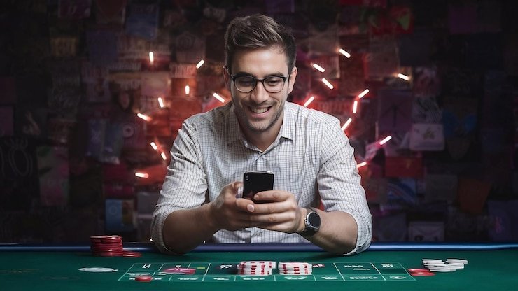 Syarat bonus dibaca jelas melalui ponsel